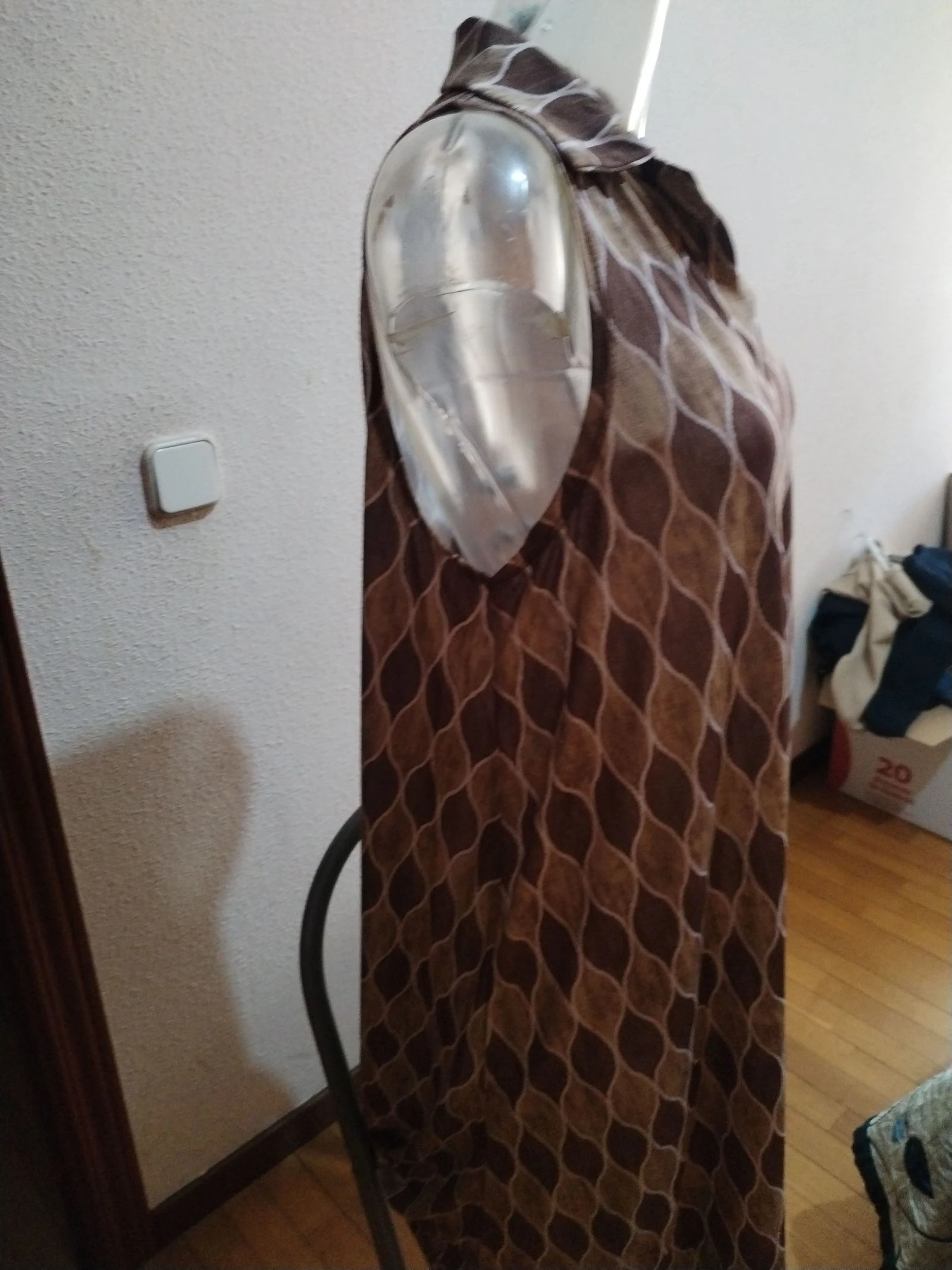Mouwloos zomerkleding van lycra met een spectaculair ontwerp – photo 3